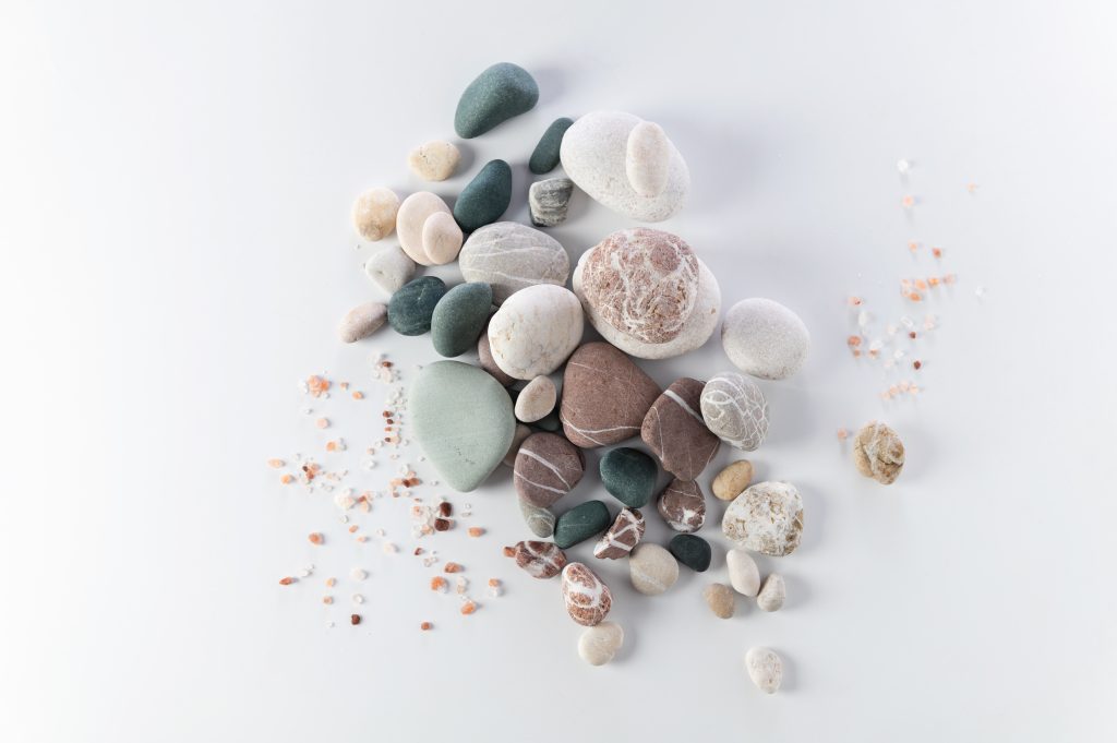 Tumbled Pebbles Manufacturer India | Natural River Pebbles, White Driveway Pebbles & Stone Chips Wholesale